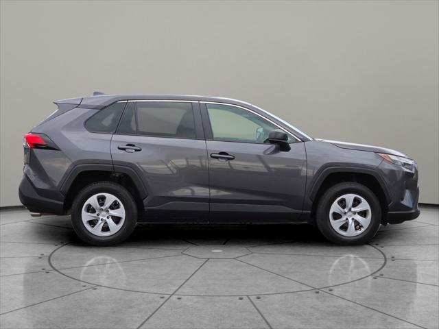 2024 Toyota RAV4 LE 2024 Toyota RAV4 LE
