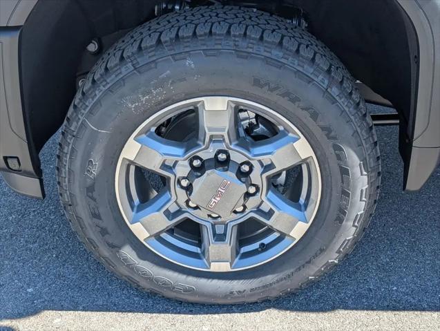 2026 GMC Sierra 2500HD Crew Cab, Standard Bed, SLT, 4WD