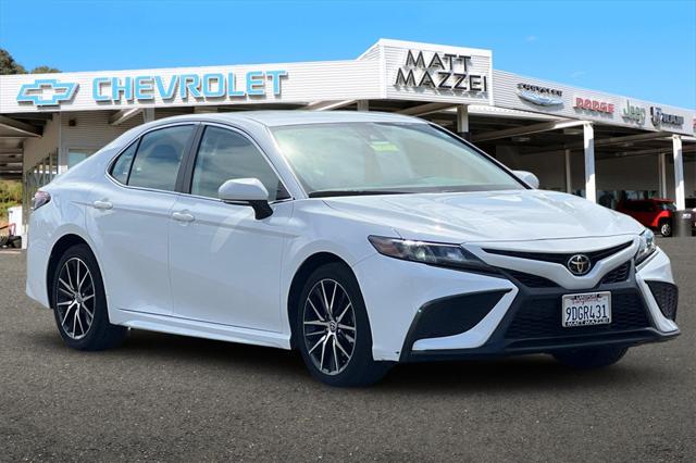 2023 Toyota Camry SE