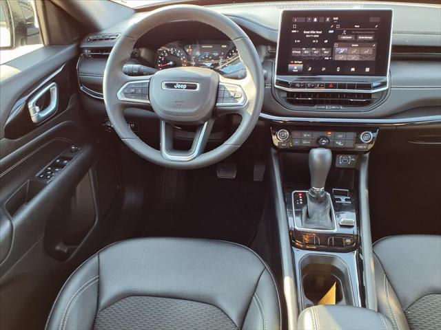 2024 Jeep Compass Latitude 4x4 2024 Jeep Compass Latitude 4x4