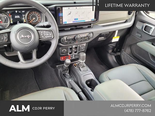 2025 Jeep Gladiator Sport