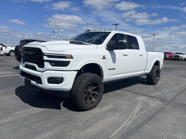 2025 RAM 3500 Limited Mega Cab 4x4 64 Box