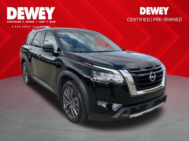 2023 Nissan Pathfinder SL 4WD