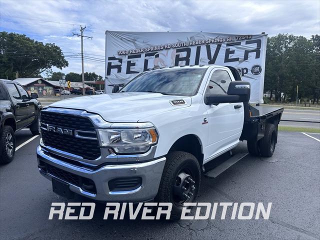 2024 RAM 3500 Tradesman Regular Cab 4x4 8 Box