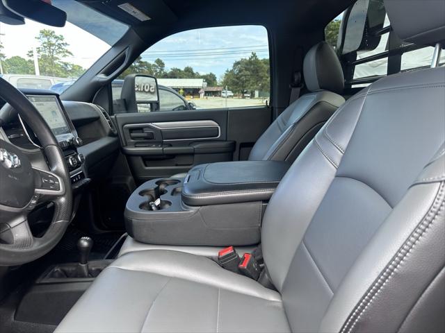 2024 RAM 3500 Tradesman Regular Cab 4x4 8 Box