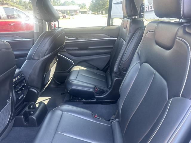 2023 Jeep Grand Cherokee L Limited 4x2