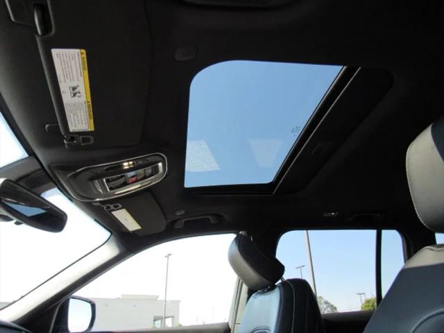 2024 Jeep Grand Cherokee Altitude X 4x2