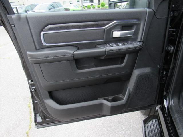 2024 RAM 2500 Big Horn Crew Cab 4x4 64 Box