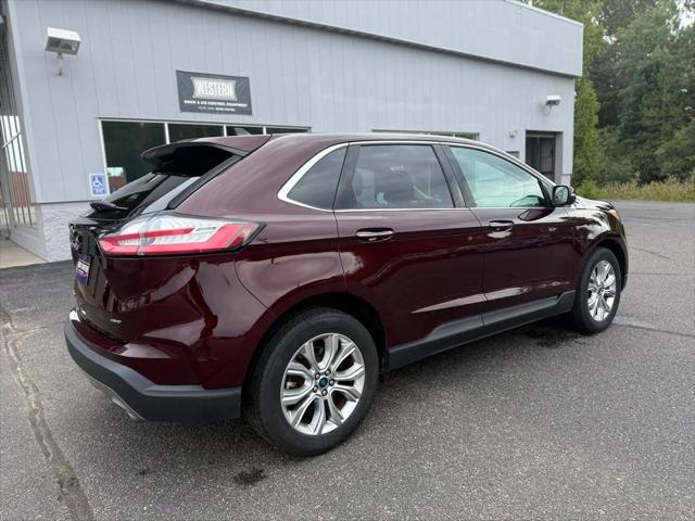 2022 Ford Edge Titanium