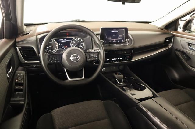 2022 Nissan Rogue SV FWD
