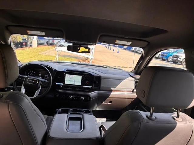 2025 GMC Sierra 1500 4WD Crew Cab Short Box SLT