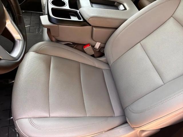 2025 GMC Sierra 1500 4WD Crew Cab Short Box SLT