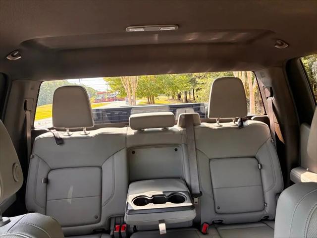2025 GMC Sierra 1500 4WD Crew Cab Short Box SLT