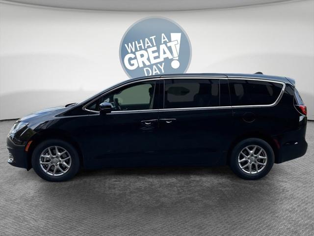 2026 Chrysler Voyager VOYAGER LX