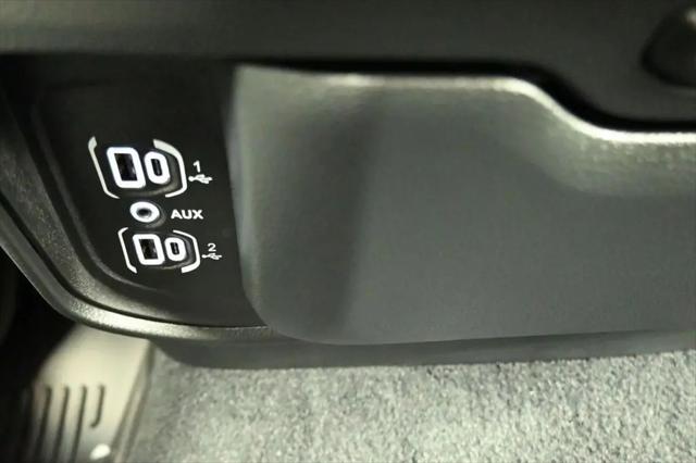 2026 Ram 1500 Tradesman Crew Cab 4x4 57 Box