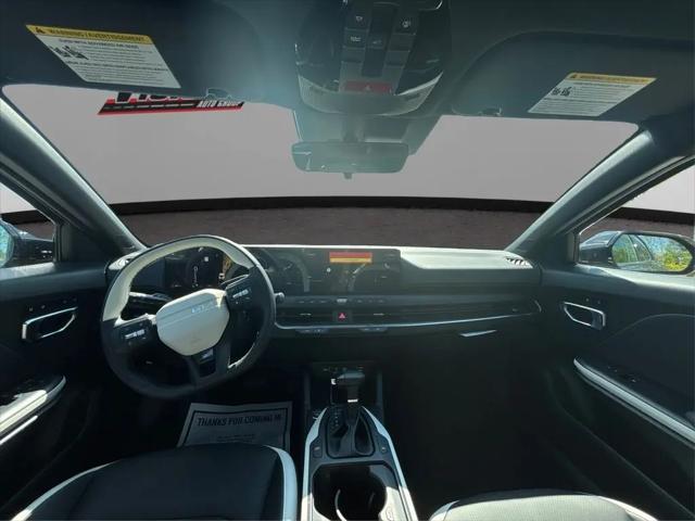 2025 Kia K4 GT-Line