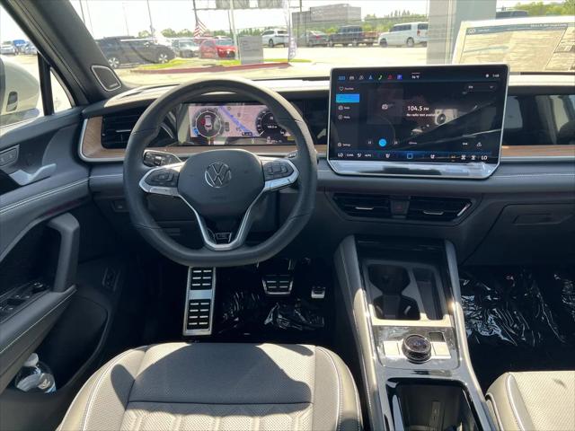 2025 Volkswagen Tiguan 2.0T SEL R-Line