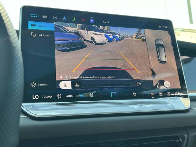 2025 Volkswagen Tiguan 2.0T SEL R-Line