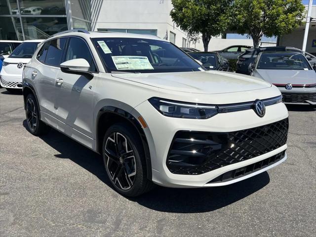 2025 Volkswagen Tiguan 2.0T SEL R-Line