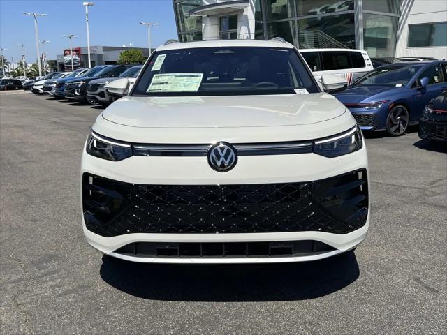 2025 Volkswagen Tiguan 2.0T SEL R-Line