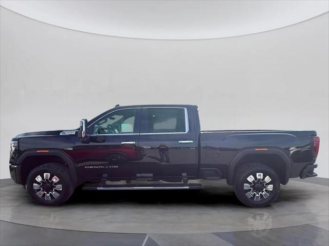 2026 GMC Sierra 2500HD Crew Cab, Standard Bed, Denali, 4WD