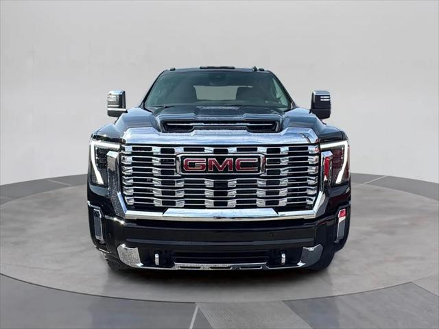 2026 GMC Sierra 2500HD Crew Cab, Standard Bed, Denali, 4WD