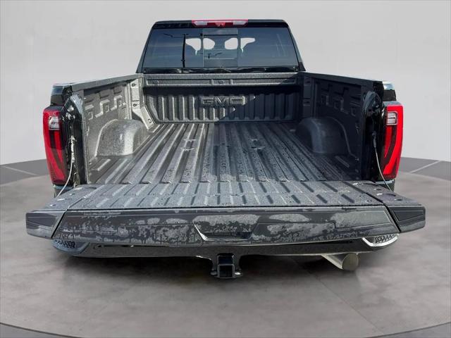2026 GMC Sierra 2500HD Crew Cab, Standard Bed, Denali, 4WD
