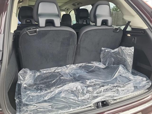 2026 Volvo XC90 Plus, B6 AWD Gas (mild hybrid), Gasoline, Bright, 7 Seats