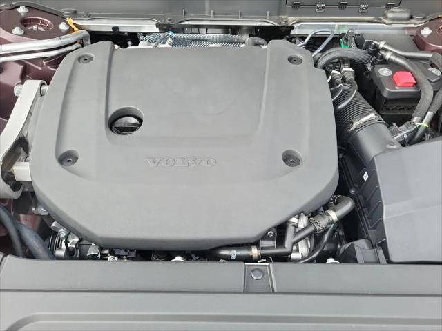 2026 Volvo XC90 Plus, B6 AWD Gas (mild hybrid), Gasoline, Bright, 7 Seats