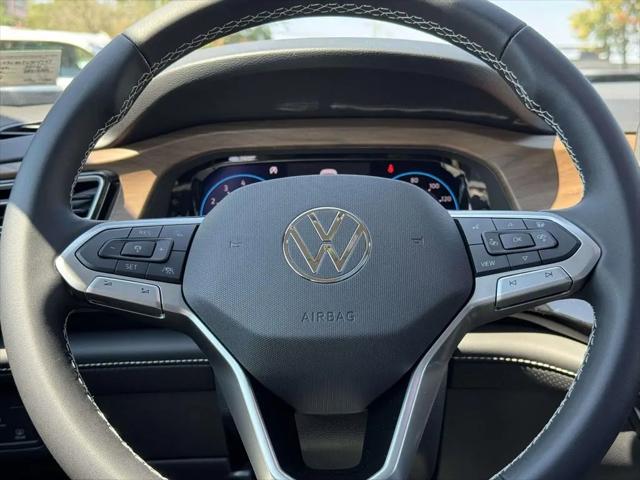 2026 Volkswagen Atlas SE with Technology