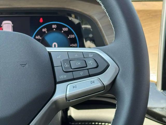 2026 Volkswagen Atlas SE with Technology