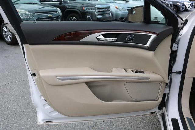 2016 Lincoln MKZ FWD
