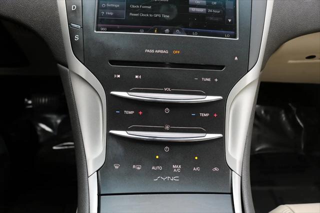 2016 Lincoln MKZ FWD