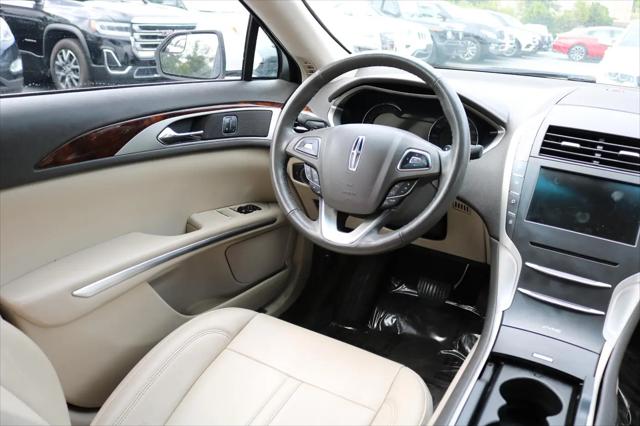 2016 Lincoln MKZ FWD