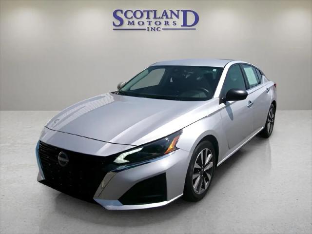 2024 Nissan Altima SV FWD