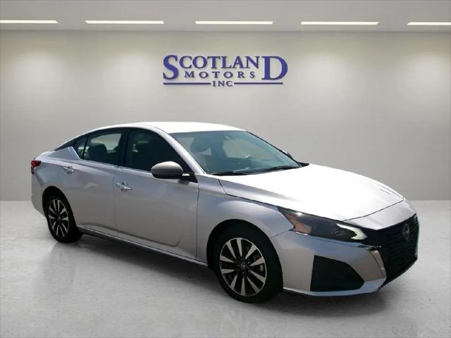 2024 Nissan Altima SV FWD