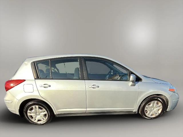 2010 Nissan Versa 1.8S
