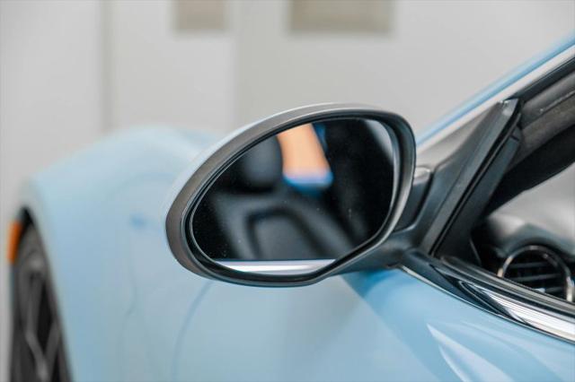 2018 Karma Revero Base