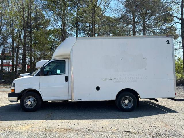 2016 Chevrolet Express Cutaway 3500