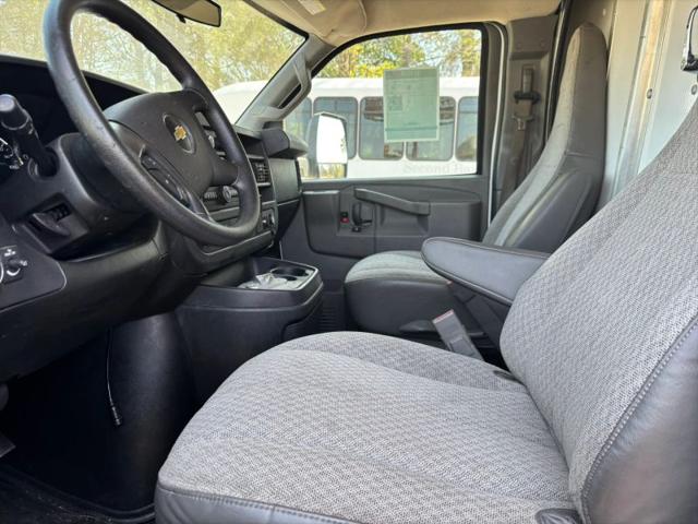 2016 Chevrolet Express Cutaway 3500