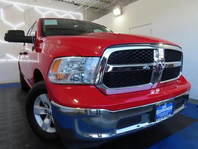 2023 Ram 1500 Classic SLT Crew Cab 4x4 5'7" Box