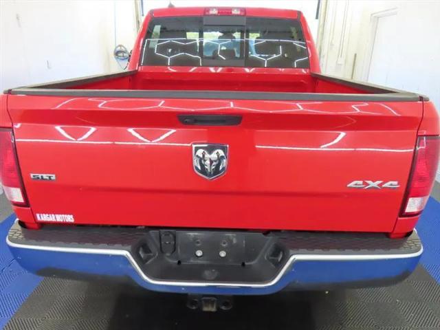 2023 Ram 1500 Classic SLT Crew Cab 4x4 5'7" Box