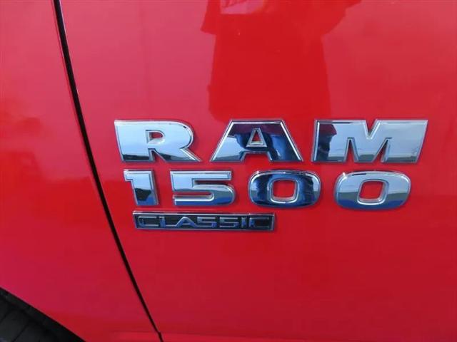 2023 Ram 1500 Classic SLT Crew Cab 4x4 5'7" Box
