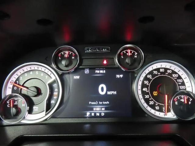 2023 Ram 1500 Classic SLT Crew Cab 4x4 5'7" Box