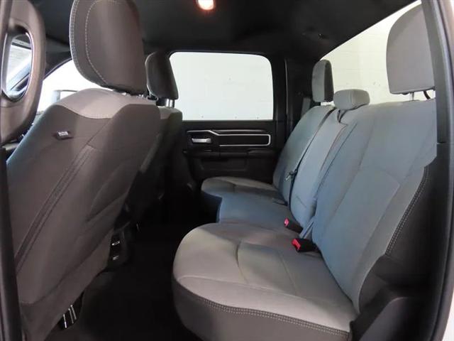 2024 Ram 3500 Big Horn Crew Cab 4x4 8' Box