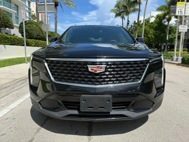 2024 Cadillac XT4 AWD Premium Luxury