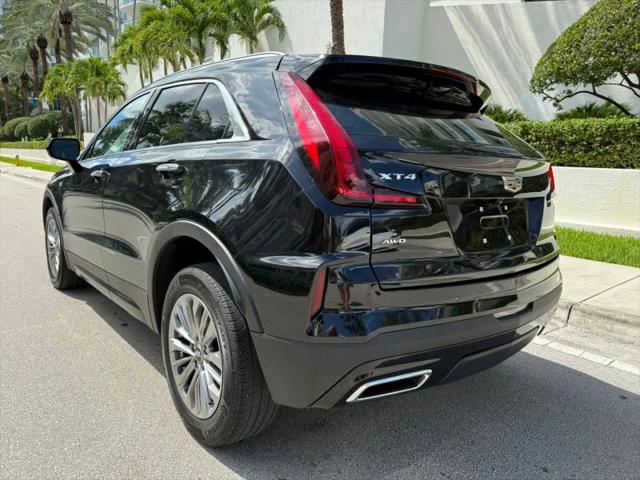 2024 Cadillac XT4 AWD Premium Luxury