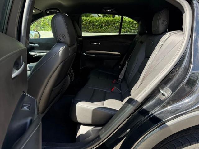 2024 Cadillac XT4 AWD Premium Luxury