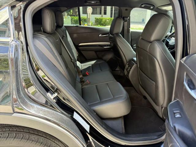 2024 Cadillac XT4 AWD Premium Luxury