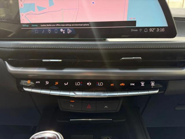 2024 Cadillac XT4 AWD Premium Luxury